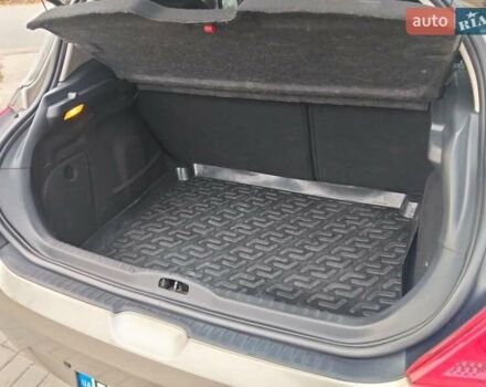 Серый Пежо 308, объемом двигателя 1.4 л и пробегом 175 тыс. км за 6700 $, фото 27 на Automoto.ua