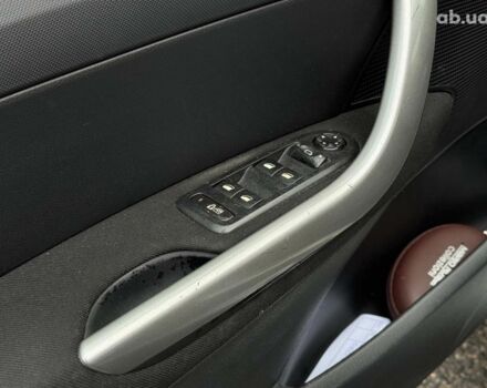 Пежо 308 2011 в Киеве на Automoto.ua Серый Пежо 308, объемом двигателя 1.6 л и пробегом 182 тыс. км за 6790 $, фото 19 на Automoto.ua