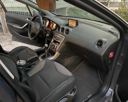 Пежо 308 2011 в Каменское - Днепродзержинск на Automoto.ua Серый Пежо 308, объемом двигателя 1.6 л и пробегом 232 тыс. км за 4400 $, фото 3 на Automoto.ua