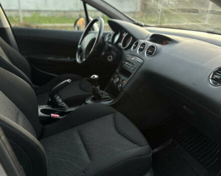 Сірий Пежо 308, об'ємом двигуна 1.6 л та пробігом 229 тис. км за 4999 $, фото 40 на Automoto.ua