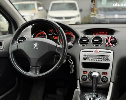 Пежо 308 2011 в Киеве на Automoto.ua Серый Пежо 308, объемом двигателя 1.6 л и пробегом 182 тыс. км за 6790 $, фото 36 на Automoto.ua