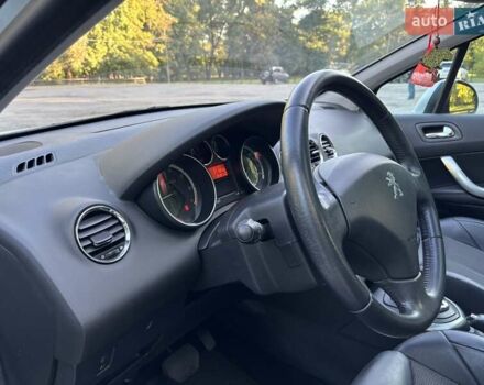 Серый Пежо 308, объемом двигателя 1.6 л и пробегом 47 тыс. км за 8199 $, фото 32 на Automoto.ua
