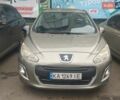 Сірий Пежо 308, об'ємом двигуна 1.56 л та пробігом 238 тис. км за 5500 $, фото 1 на Automoto.ua