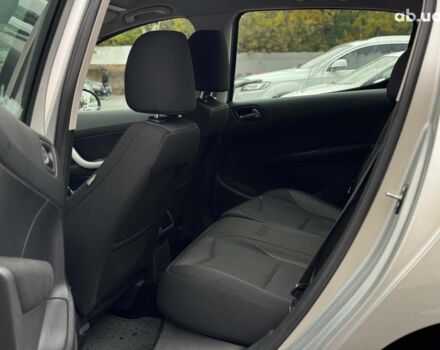 Пежо 308 2011 в Киеве на Automoto.ua Серый Пежо 308, объемом двигателя 1.6 л и пробегом 182 тыс. км за 6790 $, фото 31 на Automoto.ua