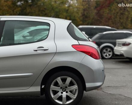 Пежо 308 2011 в Киеве на Automoto.ua Серый Пежо 308, объемом двигателя 1.6 л и пробегом 182 тыс. км за 6790 $, фото 6 на Automoto.ua