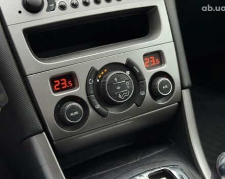 Пежо 308 2011 в Киеве на Automoto.ua Серый Пежо 308, объемом двигателя 1.6 л и пробегом 182 тыс. км за 6790 $, фото 25 на Automoto.ua