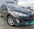 Сірий Пежо 308, об'ємом двигуна 1.6 л та пробігом 141 тис. км за 6550 $, фото 1 на Automoto.ua