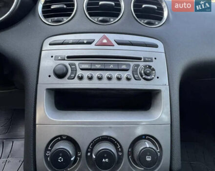 Серый Пежо 308, объемом двигателя 1.6 л и пробегом 98 тыс. км за 6700 $, фото 9 на Automoto.ua