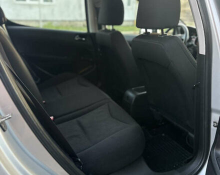 Сірий Пежо 308, об'ємом двигуна 1.6 л та пробігом 229 тис. км за 4999 $, фото 33 на Automoto.ua