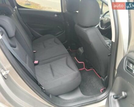 Серый Пежо 308, объемом двигателя 1.4 л и пробегом 175 тыс. км за 6700 $, фото 28 на Automoto.ua