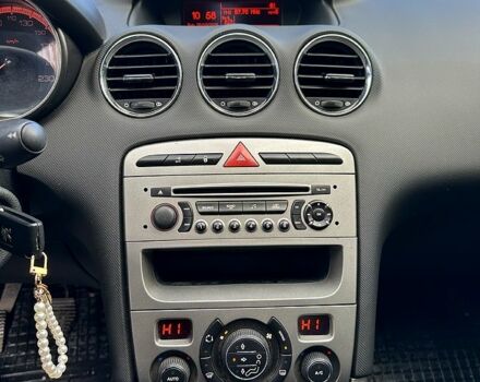 Серый Пежо 308, объемом двигателя 1.6 л и пробегом 219 тыс. км за 4750 $, фото 7 на Automoto.ua