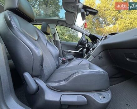 Серый Пежо 308, объемом двигателя 1.6 л и пробегом 47 тыс. км за 8199 $, фото 22 на Automoto.ua