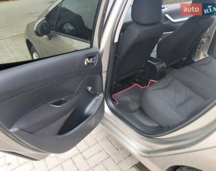 Серый Пежо 308, объемом двигателя 1.4 л и пробегом 175 тыс. км за 6700 $, фото 26 на Automoto.ua