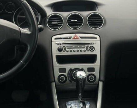 Серый Пежо 308, объемом двигателя 1.6 л и пробегом 147 тыс. км за 6700 $, фото 13 на Automoto.ua