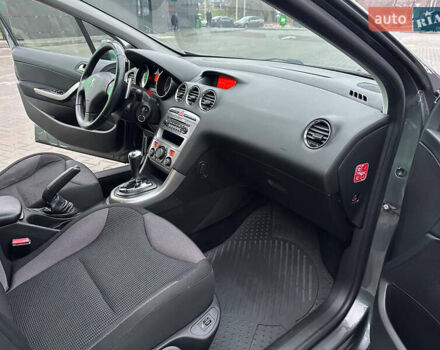 Серый Пежо 308, объемом двигателя 1.6 л и пробегом 150 тыс. км за 6999 $, фото 23 на Automoto.ua