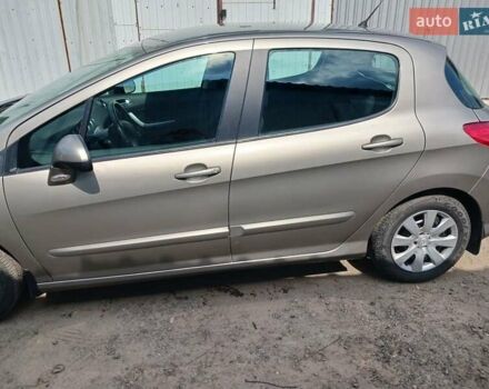 Сірий Пежо 308, об'ємом двигуна 1.6 л та пробігом 86 тис. км за 7400 $, фото 2 на Automoto.ua