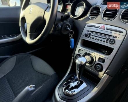 Серый Пежо 308, объемом двигателя 1.6 л и пробегом 88 тыс. км за 7500 $, фото 16 на Automoto.ua