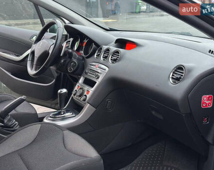 Серый Пежо 308, объемом двигателя 1.6 л и пробегом 150 тыс. км за 6999 $, фото 21 на Automoto.ua