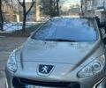 Серый Пежо 308, объемом двигателя 1.6 л и пробегом 245 тыс. км за 8500 $, фото 1 на Automoto.ua