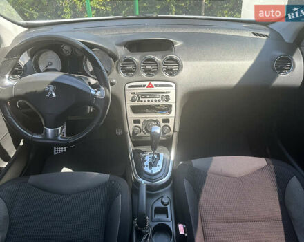 Сірий Пежо 308, об'ємом двигуна 1.6 л та пробігом 190 тис. км за 6900 $, фото 10 на Automoto.ua