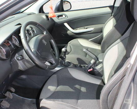 Серый Пежо 308, объемом двигателя 1.6 л и пробегом 154 тыс. км за 7900 $, фото 4 на Automoto.ua