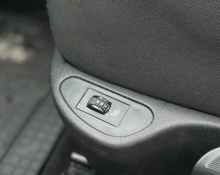 Серый Пежо 308, объемом двигателя 1.6 л и пробегом 127 тыс. км за 6999 $, фото 16 на Automoto.ua