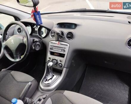 Сірий Пежо 308, об'ємом двигуна 1.6 л та пробігом 175 тис. км за 7800 $, фото 16 на Automoto.ua