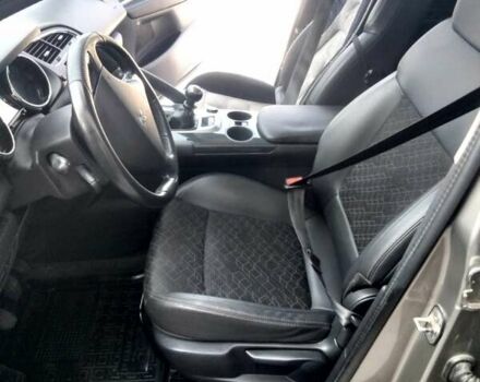 Сірий Пежо 308, об'ємом двигуна 1.6 л та пробігом 245 тис. км за 11700 $, фото 13 на Automoto.ua