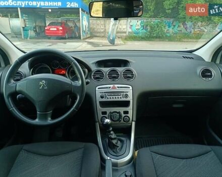 Сірий Пежо 308, об'ємом двигуна 1.6 л та пробігом 197 тис. км за 5500 $, фото 15 на Automoto.ua