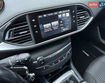 Сірий Пежо 308, об'ємом двигуна 1.6 л та пробігом 120 тис. км за 9700 $, фото 75 на Automoto.ua