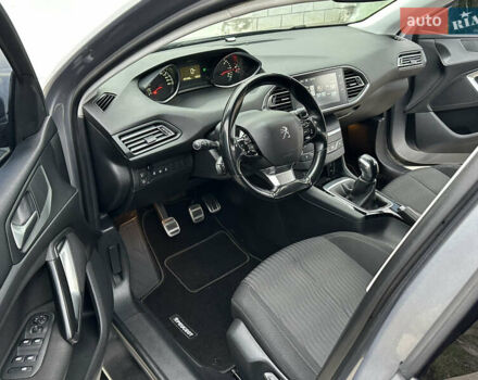 Сірий Пежо 308, об'ємом двигуна 1.6 л та пробігом 120 тис. км за 9700 $, фото 59 на Automoto.ua