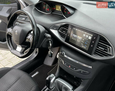 Сірий Пежо 308, об'ємом двигуна 1.6 л та пробігом 120 тис. км за 9700 $, фото 69 на Automoto.ua