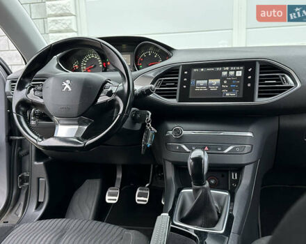 Сірий Пежо 308, об'ємом двигуна 1.6 л та пробігом 120 тис. км за 9700 $, фото 73 на Automoto.ua