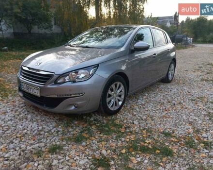 Пежо 308 2016 в Кременце на Automoto.ua Серый Пежо 308, объемом двигателя 1.2 л и пробегом 132 тыс. км за 9650 $, фото 1 на Automoto.ua