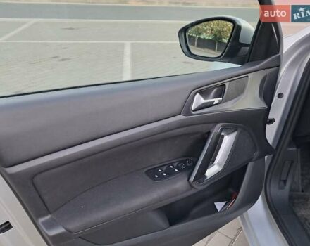 Сірий Пежо 308, об'ємом двигуна 1.56 л та пробігом 258 тис. км за 8900 $, фото 24 на Automoto.ua