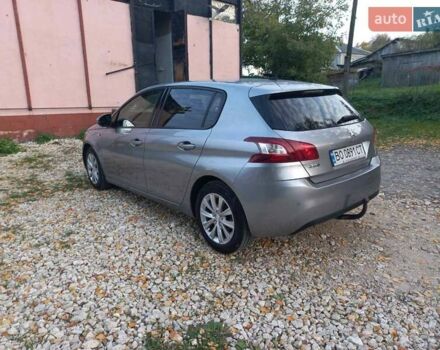 Пежо 308 2016 в Кременце на Automoto.ua Серый Пежо 308, объемом двигателя 1.2 л и пробегом 132 тыс. км за 9650 $, фото 3 на Automoto.ua