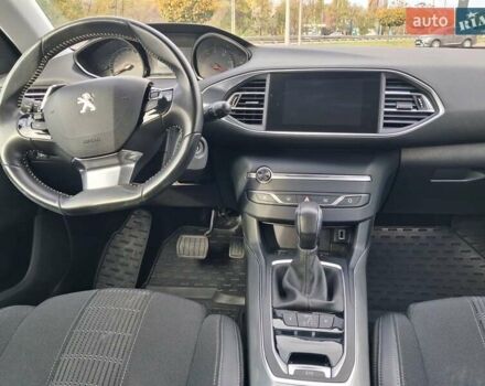 Серый Пежо 308, объемом двигателя 1.5 л и пробегом 84 тыс. км за 15400 $, фото 32 на Automoto.ua