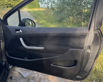 Сірий Пежо 308, об'ємом двигуна 1.6 л та пробігом 270 тис. км за 4000 $, фото 7 на Automoto.ua