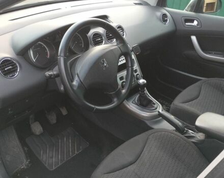 Серый Пежо 308, объемом двигателя 1.6 л и пробегом 160 тыс. км за 5000 $, фото 4 на Automoto.ua