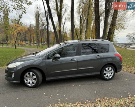 Серый Пежо 308, объемом двигателя 1.6 л и пробегом 330 тыс. км за 4400 $, фото 3 на Automoto.ua