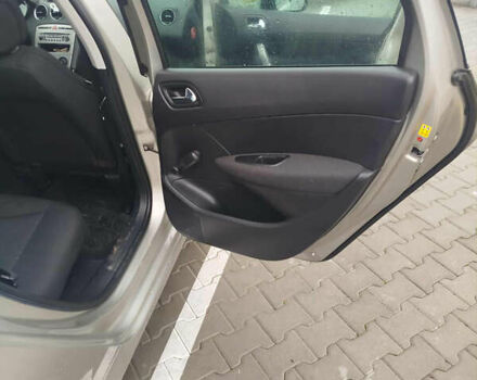 Серый Пежо 308, объемом двигателя 1.4 л и пробегом 132 тыс. км за 4900 $, фото 6 на Automoto.ua