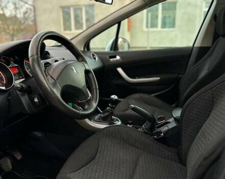 Серый Пежо 308, объемом двигателя 1.6 л и пробегом 237 тыс. км за 4900 $, фото 19 на Automoto.ua