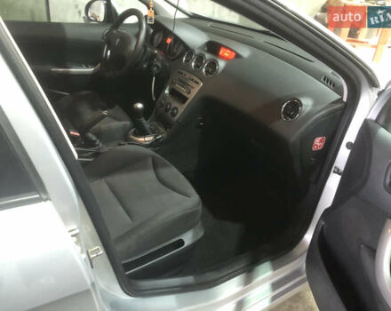 Серый Пежо 308, объемом двигателя 1.6 л и пробегом 237 тыс. км за 6000 $, фото 19 на Automoto.ua