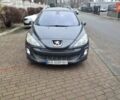 Серый Пежо 308, объемом двигателя 1.6 л и пробегом 200 тыс. км за 4500 $, фото 1 на Automoto.ua