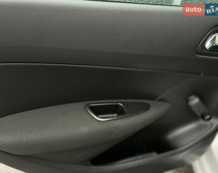 Сірий Пежо 308, об'ємом двигуна 1.6 л та пробігом 269 тис. км за 4444 $, фото 46 на Automoto.ua