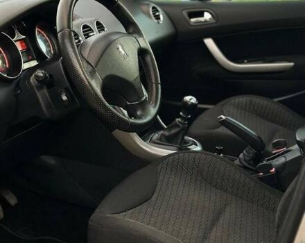 Серый Пежо 308, объемом двигателя 1.6 л и пробегом 237 тыс. км за 4900 $, фото 18 на Automoto.ua