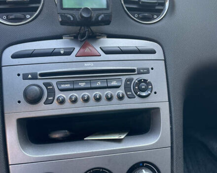 Пежо 308 2008 в Львове на Automoto.ua Серый Пежо 308, объемом двигателя 1.6 л и пробегом 289 тыс. км за 4000 $, фото 34 на Automoto.ua