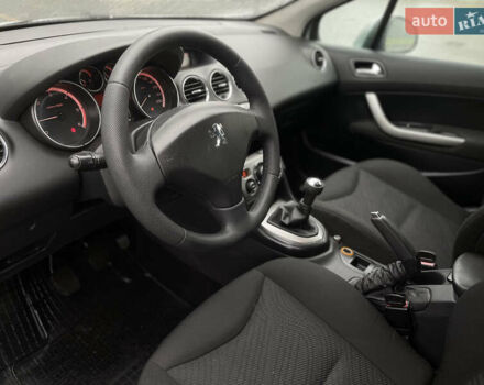 Сірий Пежо 308, об'ємом двигуна 1.6 л та пробігом 269 тис. км за 4444 $, фото 42 на Automoto.ua