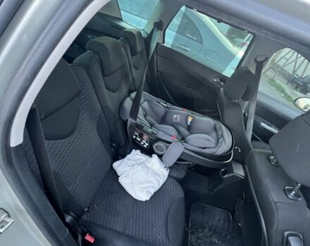Серый Пежо 308, объемом двигателя 2 л и пробегом 211 тыс. км за 4900 $, фото 4 на Automoto.ua
