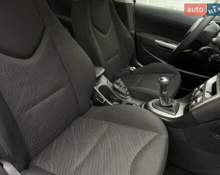 Сірий Пежо 308, об'ємом двигуна 1.6 л та пробігом 269 тис. км за 4444 $, фото 57 на Automoto.ua